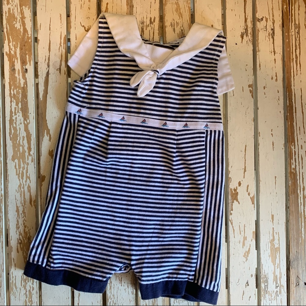 Le top baby romper